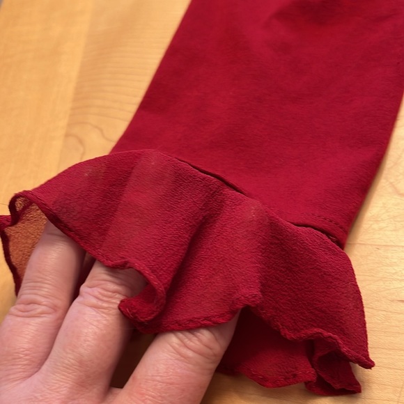 Cache Red Faux Suede Surplice Wrap Top with Ruffle Trim Sz L - Picture 7 of 12